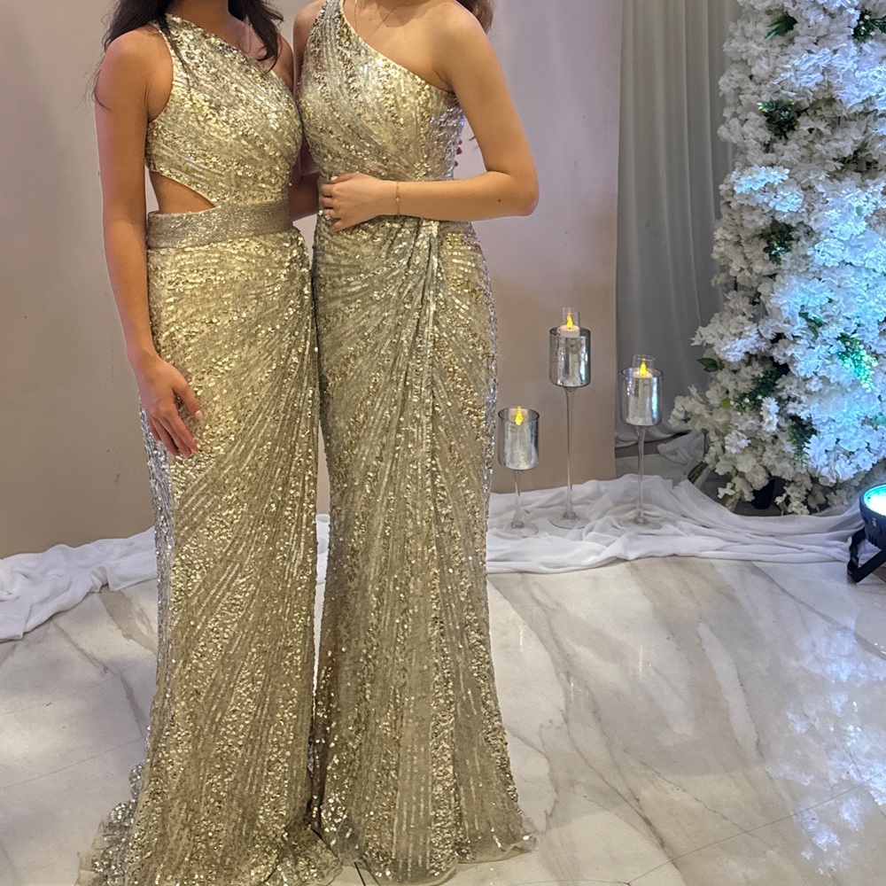 Mac Duggal Sequin One shoulder dress size 2